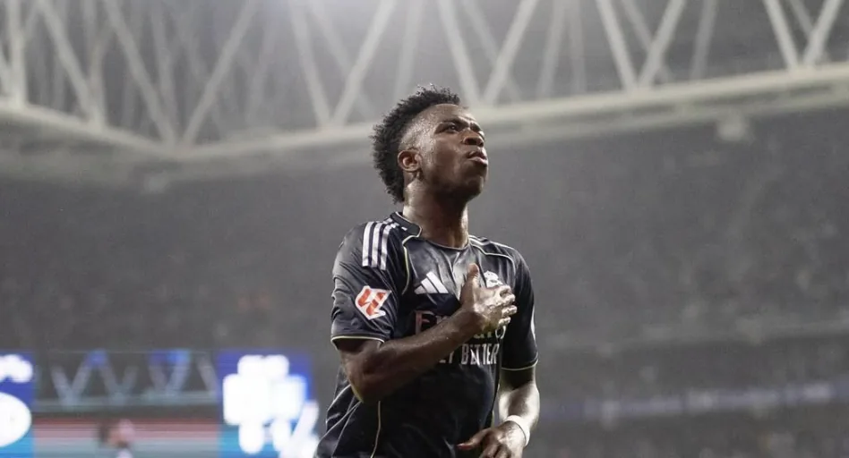 Vinicius Junior playing for Real Madrid on the football pitch