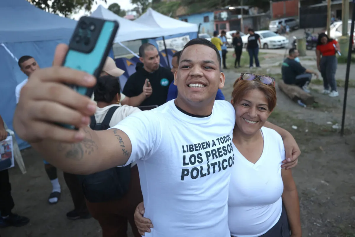 Families celebrating outside a Venezuelan prison following the release of detainees