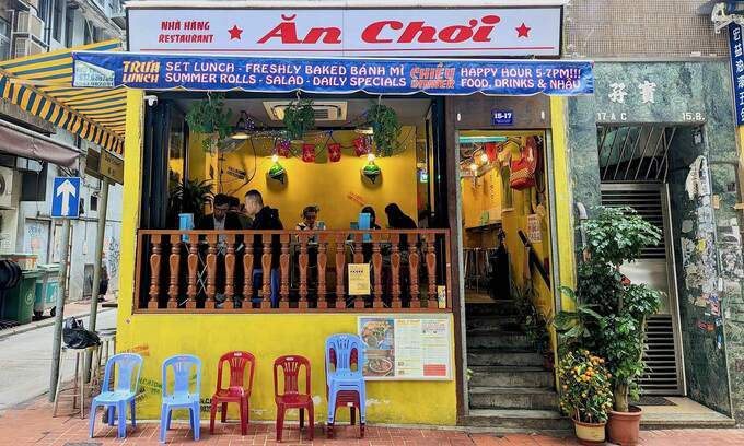 Owners Mai Ho Kim Khanh and Lewis Dai outside An Choi restaurant