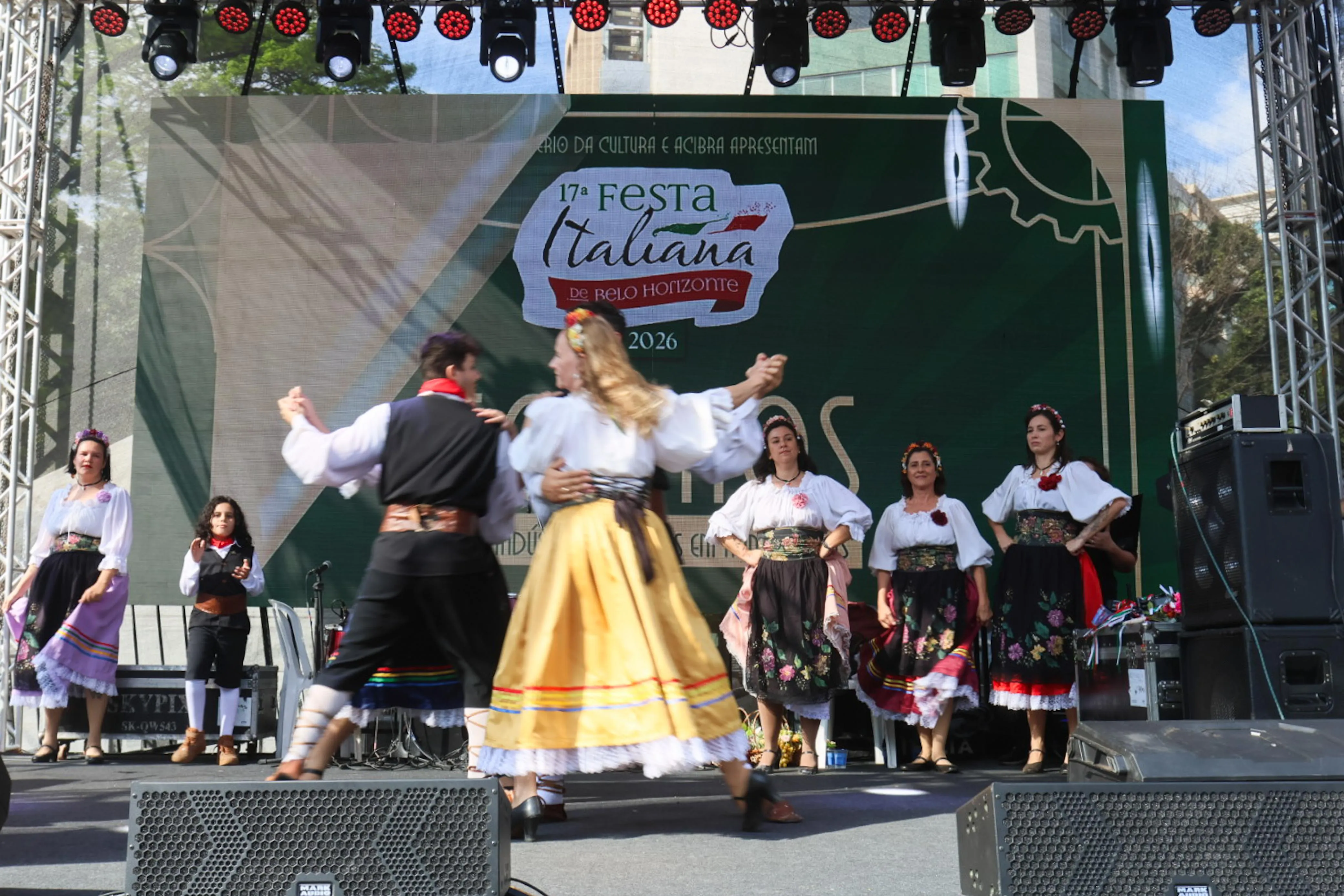 Crowds gathered at the Italian Festival in Belo Horizonte