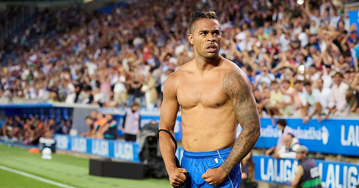 Mariano Diaz celebrating a goal on the pitch